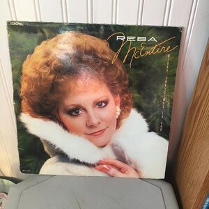 1987 R E B A McEntire vinyl record